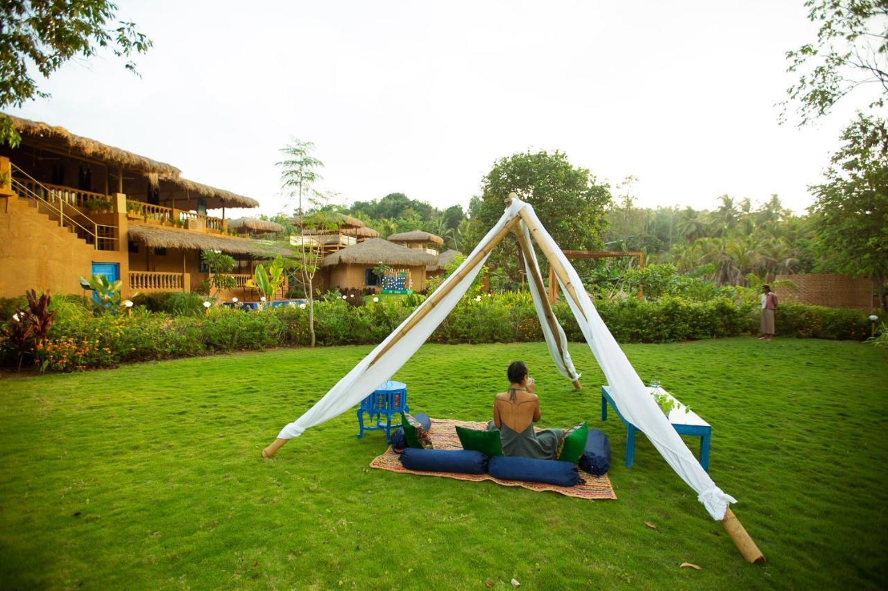 One At Goa Hotel คานาโคนา ภายนอก รูปภาพ